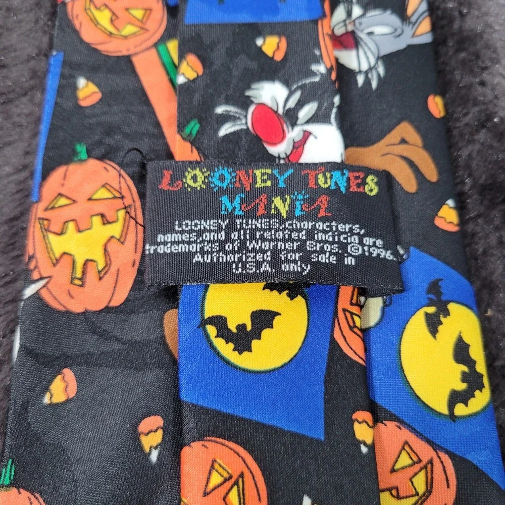 Vintage Looney Tunes Mania Halloween Tie Bugs Bunny Tweety Taz 1996 Black